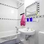 Park & Alex 4 2 Bathrooms 2 Kitchen *