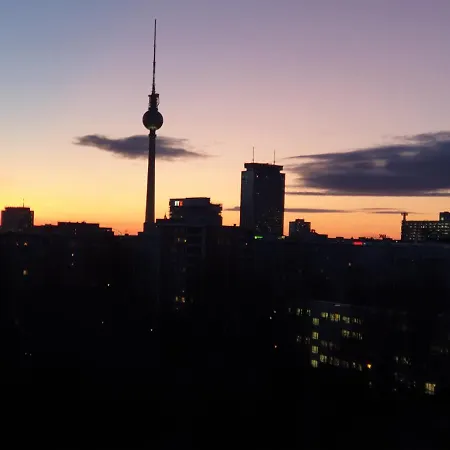 Park & Alex 4 2 Bathrooms 2 Kitchen