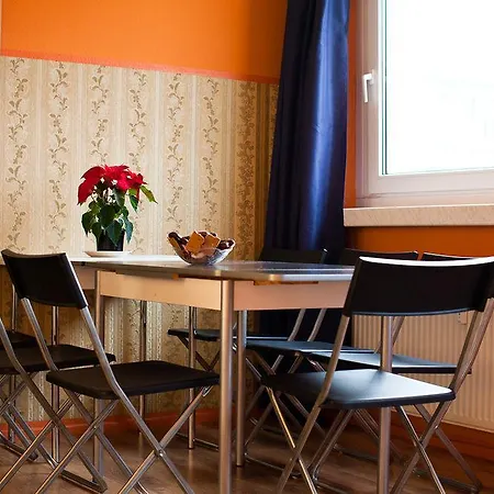 Park & Alex 4 2 Bathrooms 2 Kitchen * Берлин