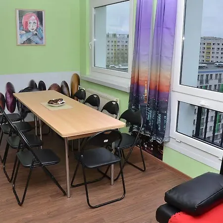 Park & Alex 4 2 Bathrooms 2 Kitchen