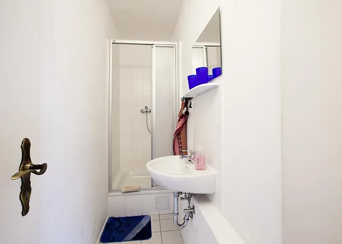 Park & Alex 4 2 Bathrooms 2 Kitchen アパート ベルリン