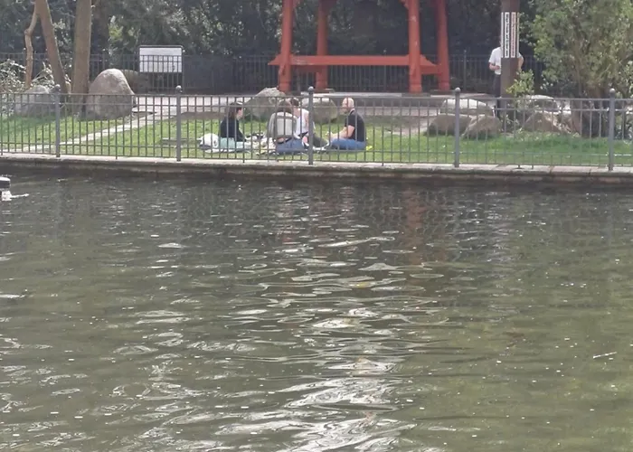 Διαμέρισμα Park & Alex 4 2 Bathrooms 2 Kitchen Βερολίνο