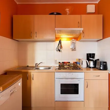 Park & Alex 4 2 Bathrooms 2 Kitchen * Berlino